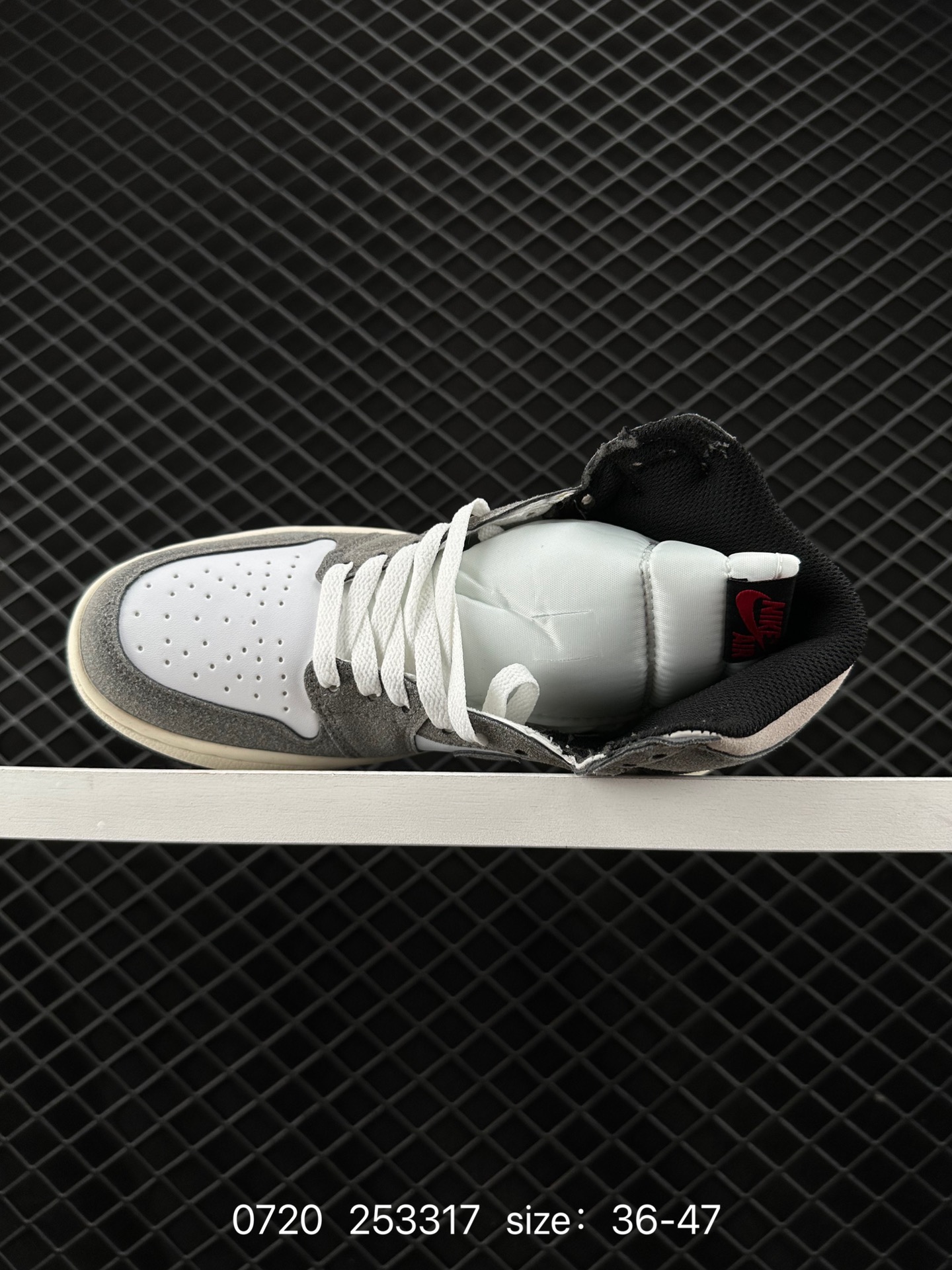 Air Jordan 1 Retro High OG”The Ten/Chicago“